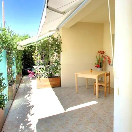 La Mimosa Кемпинг